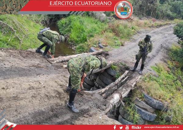 Se destruyó puente no autorizado en la frontera entre Ecuador y Colombia
