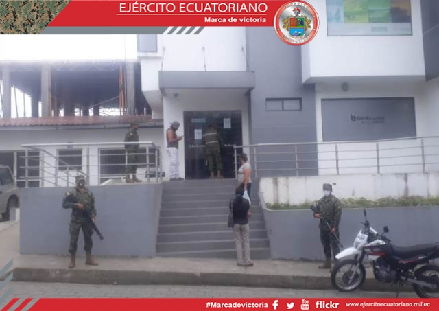 Fuerzas Armadas decomisan varias armas que no tenían registro