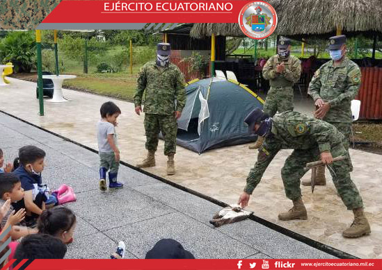 Niños visitaron la Brigada de Selva N.⁰ 19 Napo