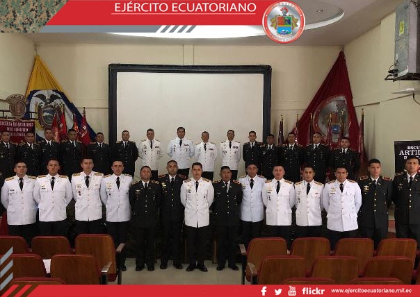 La Escuela de Artillería graduó a los alumnos del Curso de Mantenimiento de Artillería de Campo