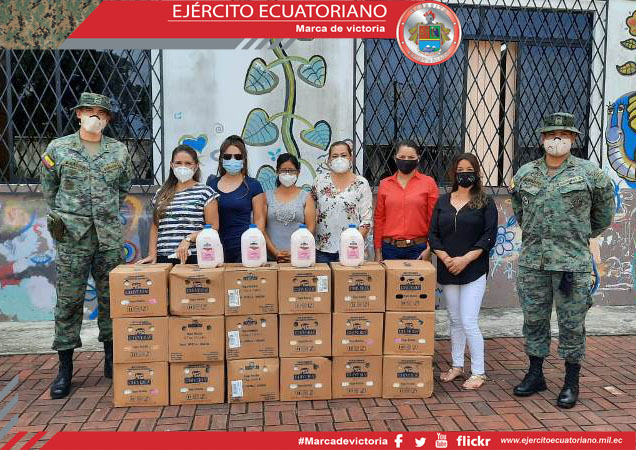 Mujeres en Orellana son beneficiadas con donaciones