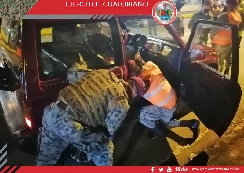 Operaciones de control de armas en Manabí Y Sucumbíos