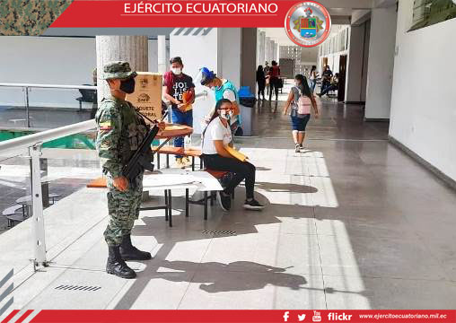Fuerzas Armadas participan en simulacro para balotaje del 11 de abril