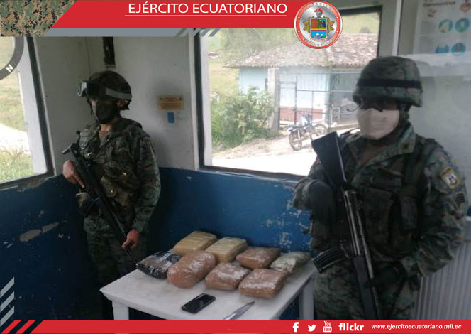 Durante operaciones militares se incautó substancias sujetas a fiscalización
