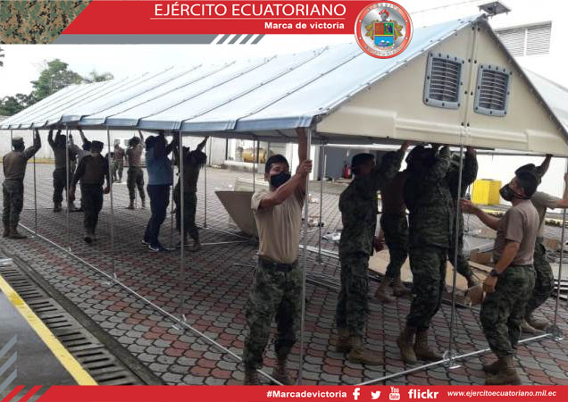 Militares instalan carpas para atención médica en Sucumbíos