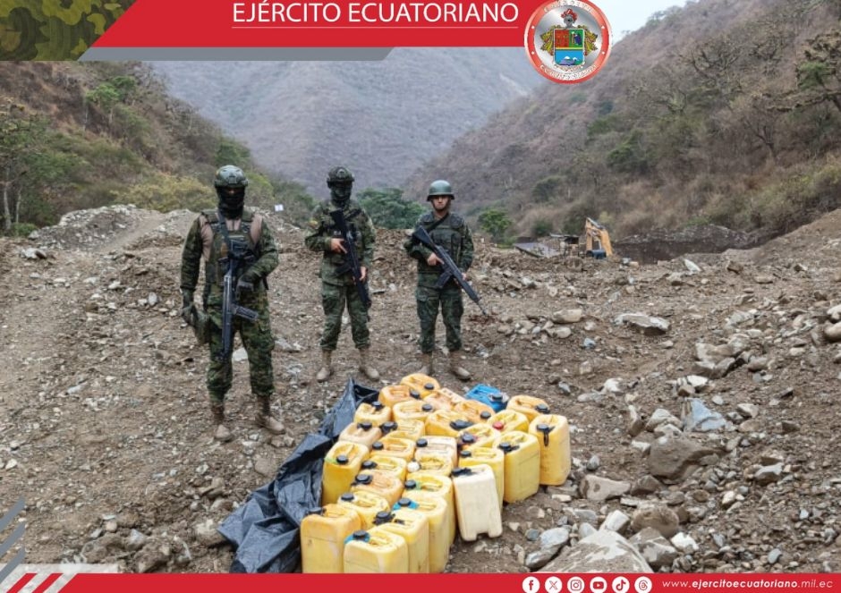 Operaciones militares contra la minería ilegal en Loja