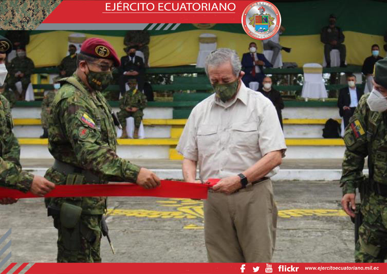 Unidades del Ejército Ecuatoriano recibieron lanchas para operaciones fluviales