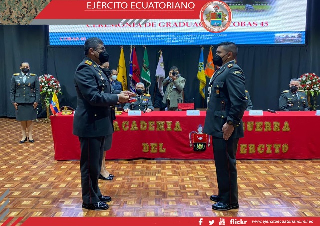 Concluyó Curso Básico de Arma y Servicios