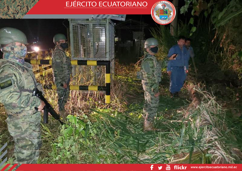 Miembros de la Brigada Napo realizan operaciones militares en Sucumbíos