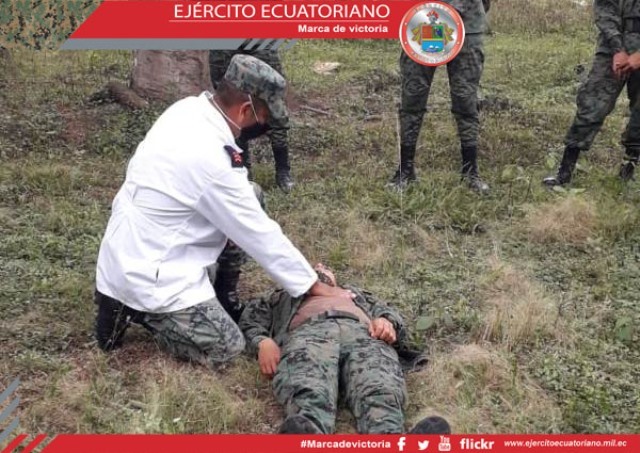 Personal militar en El Oro se instruye en primeros auxilios