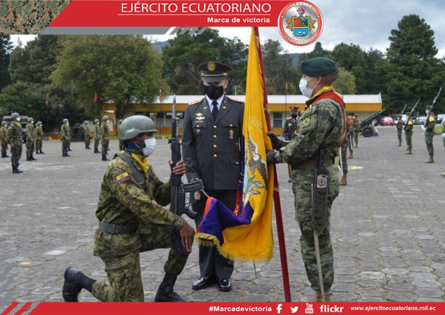 Conscriptos hombres y mujeres culminaron un año de formación integral en el Ejército Ecuatoriano