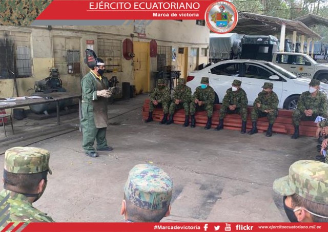Fuerzas Armadas capacitan a conscriptos en áreas artesanales