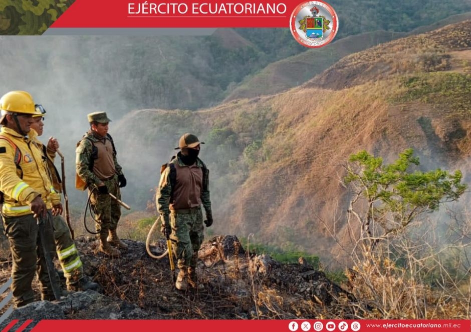 Ejército ayudó a combatir el fuego en Quilanga.