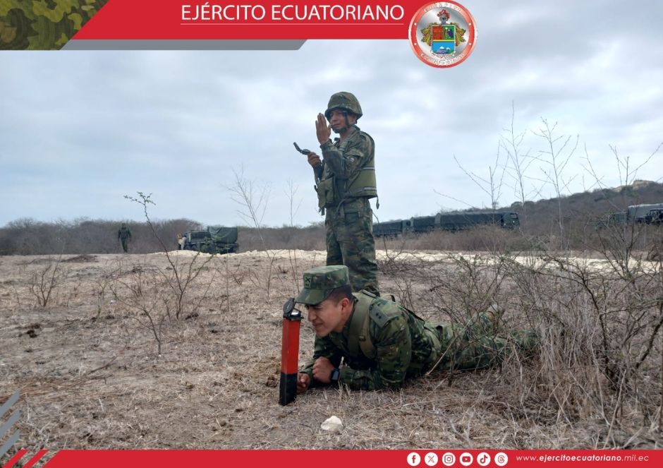 Ejército realiza prácticas de tiro de corto y largo alcance