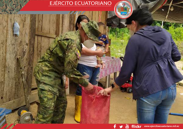 Ejército Ecuatoriano realiza actividades para ayudar a la ciudadanía de Loja y Zamora Chinchipe