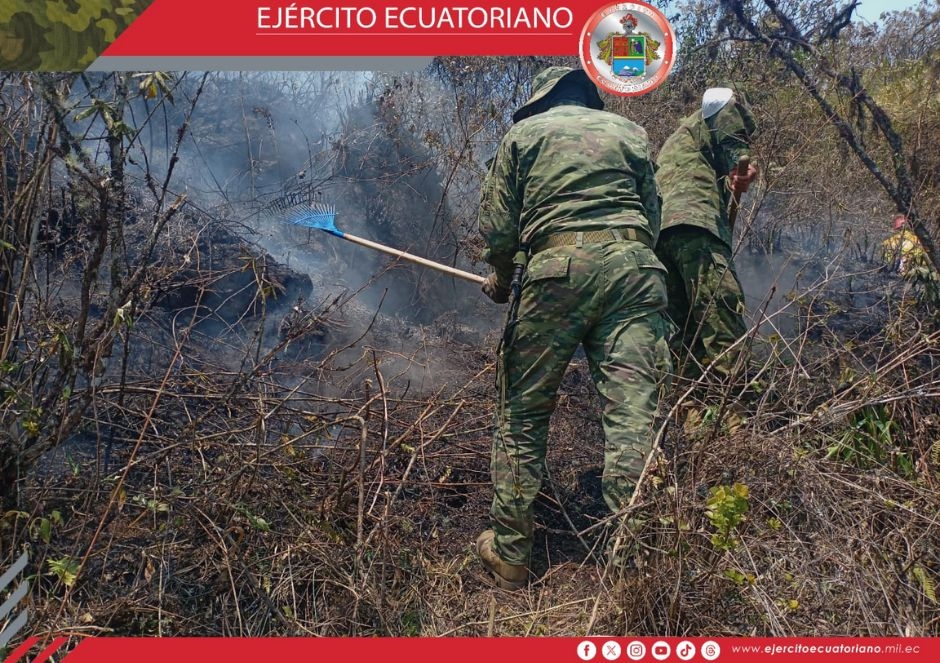 Ejército Ecuatoriano brinda apoyo ante los incendios forestales