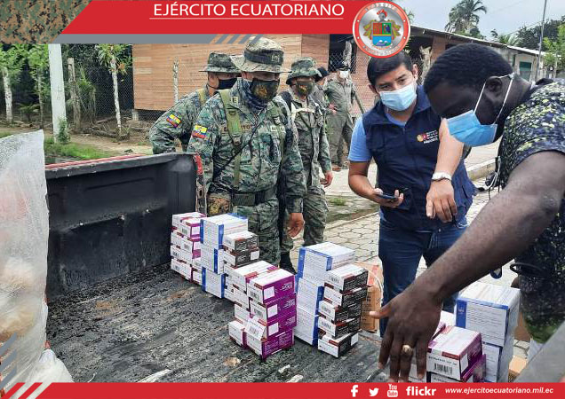 Personal militar apoya en campaña médica en Orellana