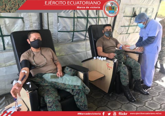 Personal militar apoya en campaña de donación de sangre