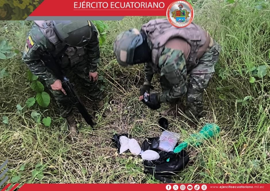 Operaciones militares contra la minería ilegal en Napo