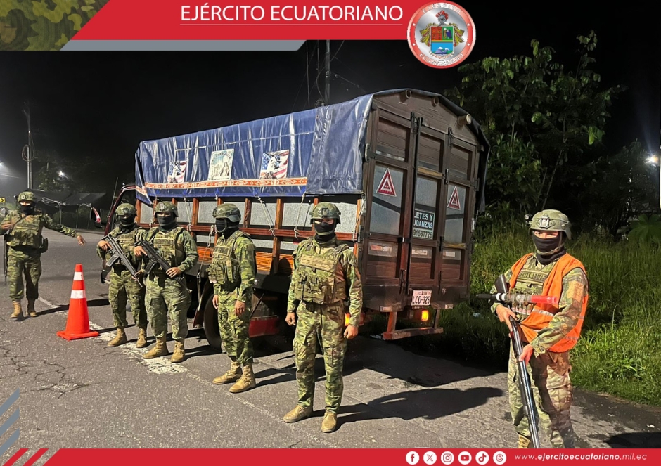 Efectivos militares golpean estructuras vinculada al tráfico ilícito de insumos para minería ilegal en Pastaza