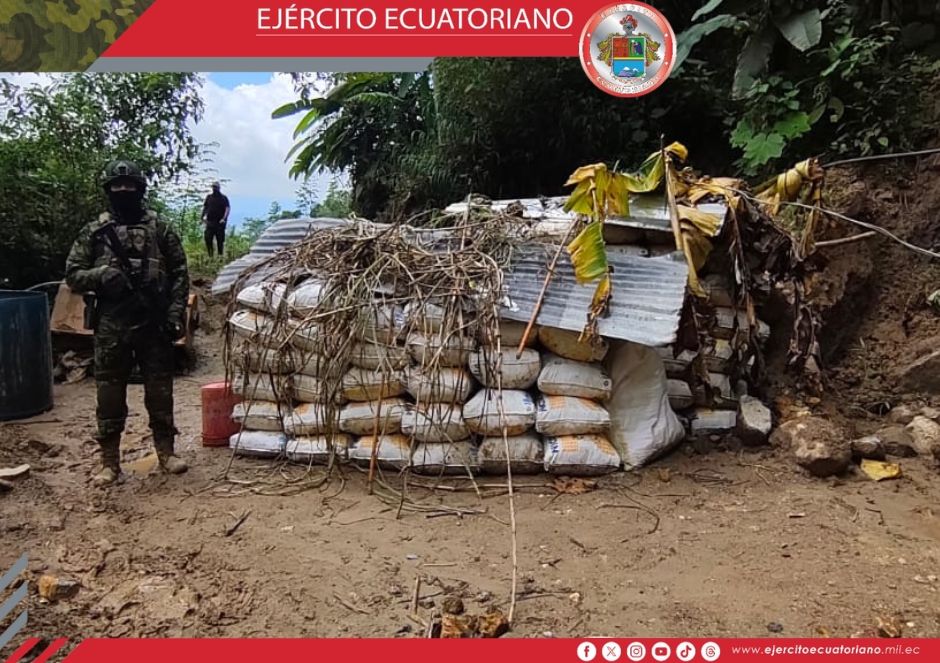 Operaciones militares frenan minería ilegal en Bolívar y destruyen infraestructura ilícita