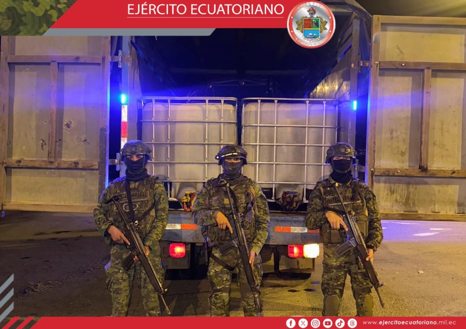Militares decomisan 8000 litros de diésel en Babahoyo