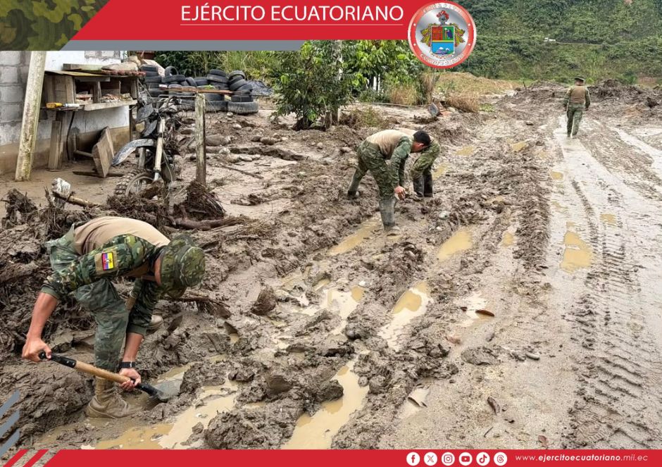 Ejército Ecuatoriano continúa apoyando a las familias afectadas en Guadalupe 