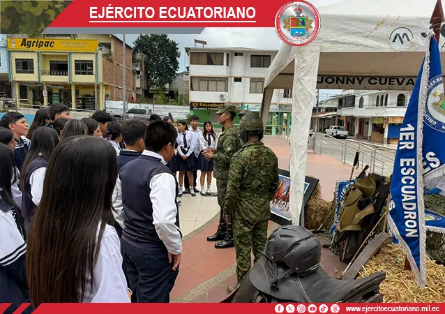 Marcabelí vivió una jornada de encuentro y solidaridad junto al Ejército Ecuatoriano