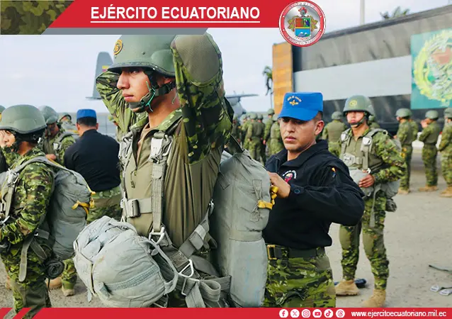 Escuela de Fuerzas Especiales fortalece la preparación y capacitación de sus alumnos mediante el Curso de Paracaidismo