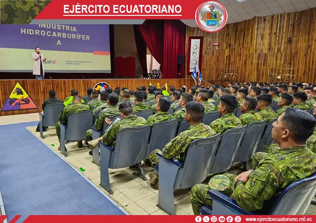 Capacitación fortalece conocimientos del personal militar en delitos hidrocarburíferos